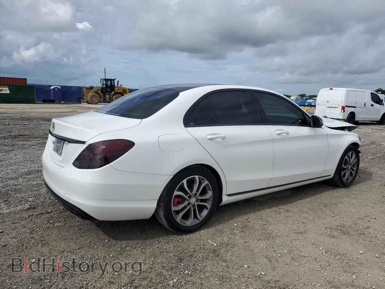 2017 MERCEDES-BENZ C-CLASS - VIN: 55SWF4JBXHU201321 - Фото 3