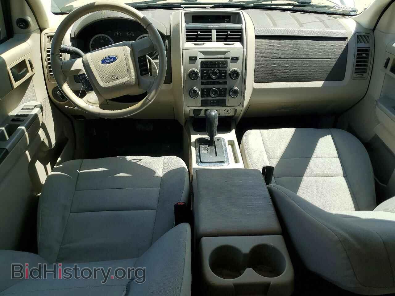 2012 FORD ESCAPE - VIN: 1FMCU0DG3CKB67952 - Photo 8