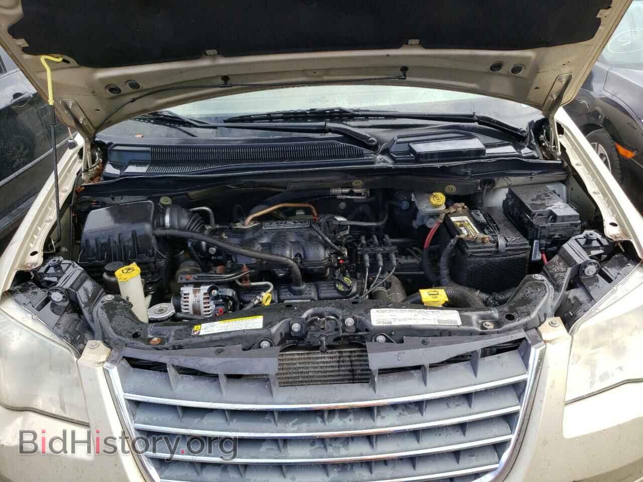 2010 CHRYSLER MINIVAN - VIN: 2A4RR2D19AR404234 - Photo 7