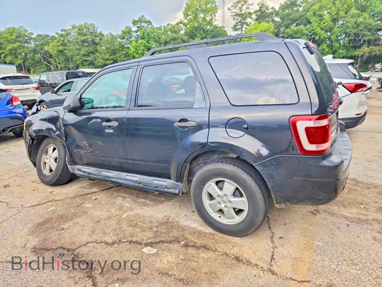 2011 FORD ESCAPE - VIN: 1FMCU0D70BKA41546 - Photo 2