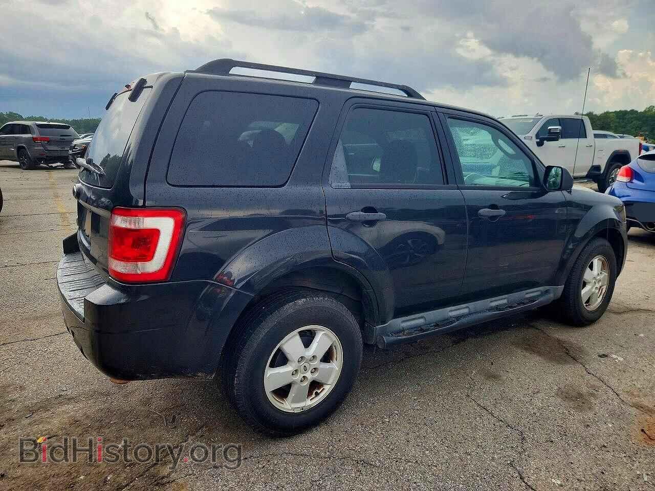 2011 FORD ESCAPE - VIN: 1FMCU0D70BKA41546 - Photo 3
