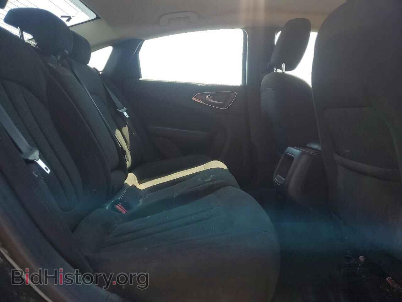 2016 CHRYSLER 200 - VIN: 1C3CCCFB6GN189687 - Фото 10