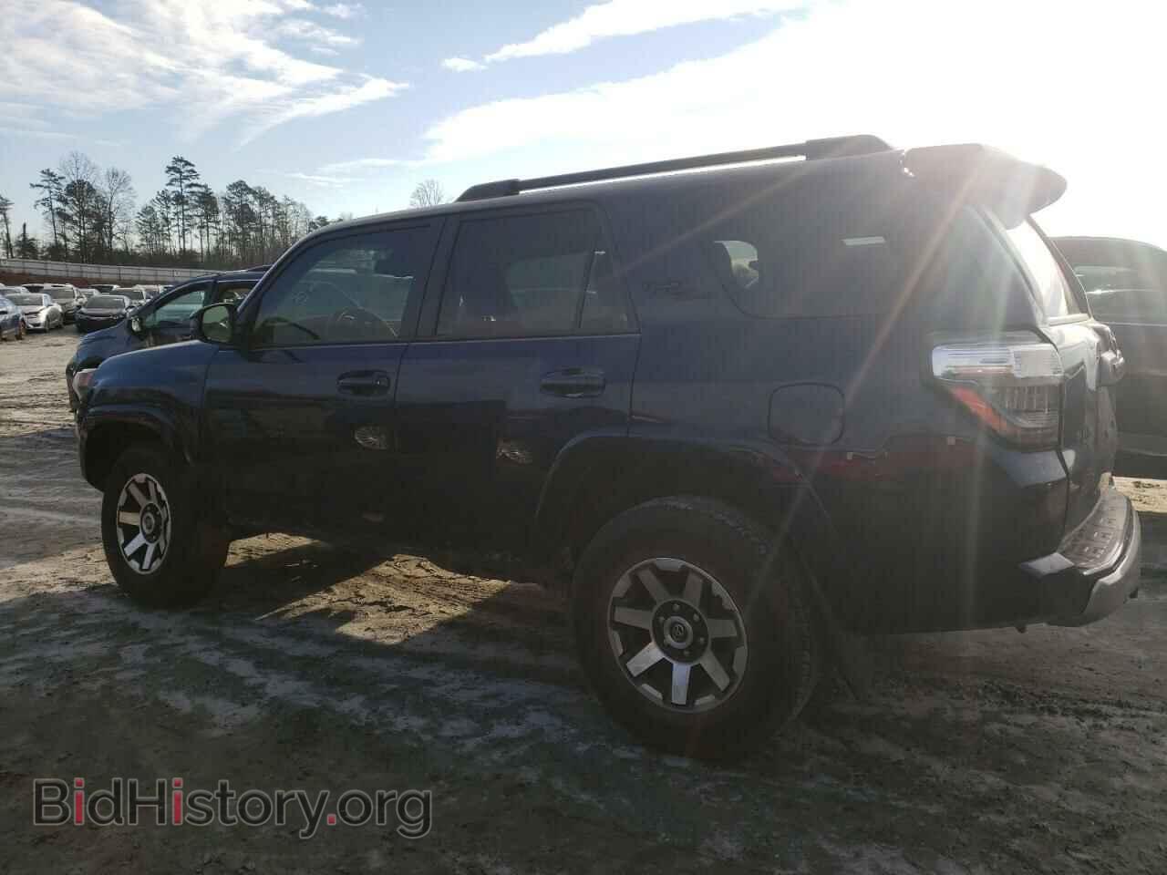 2021 TOYOTA 4RUNNER - VIN: JTEPU5JR2M5884329 - Фото 2