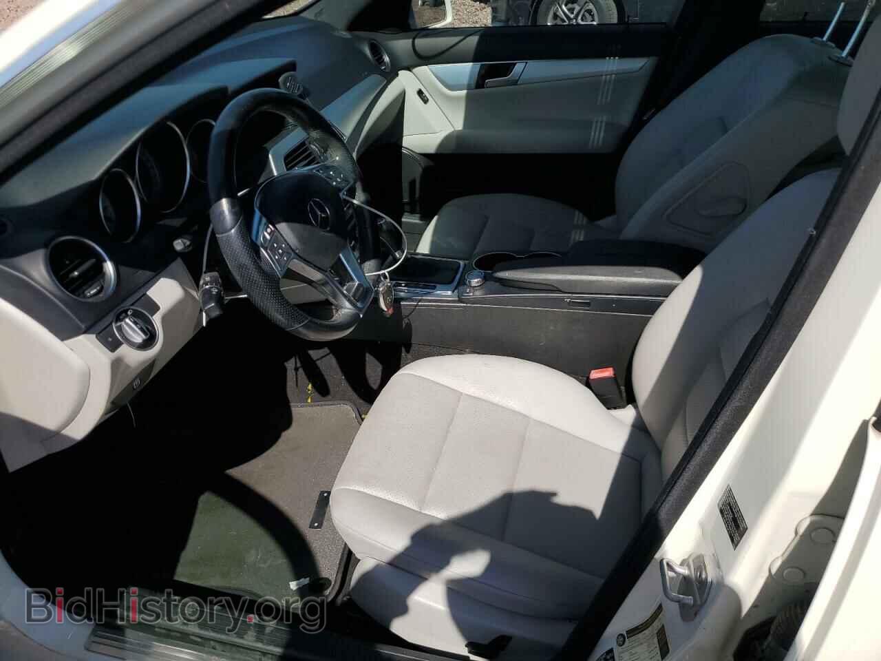 2012 MERCEDES-BENZ C-CLASS - VIN: WDDGF4HB9CA643364 - Фото 7