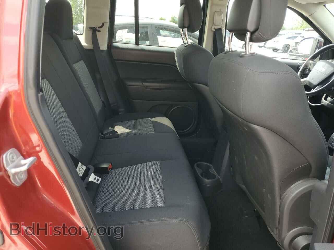 2010 JEEP COMPASS - VIN: 1J4NF1FB8AD646359 - Фото 11