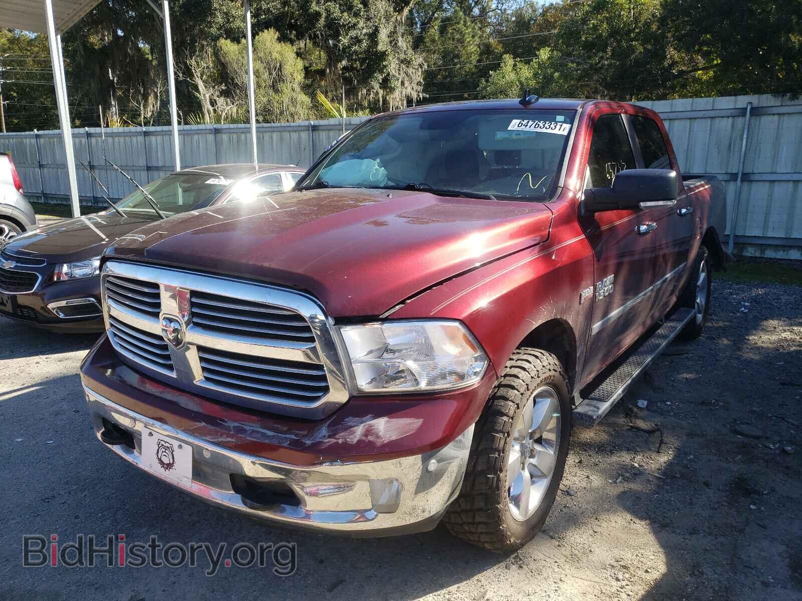 2017 RAM 1500 - VIN: 3C6RR7LT7HG524627 - Фото 2