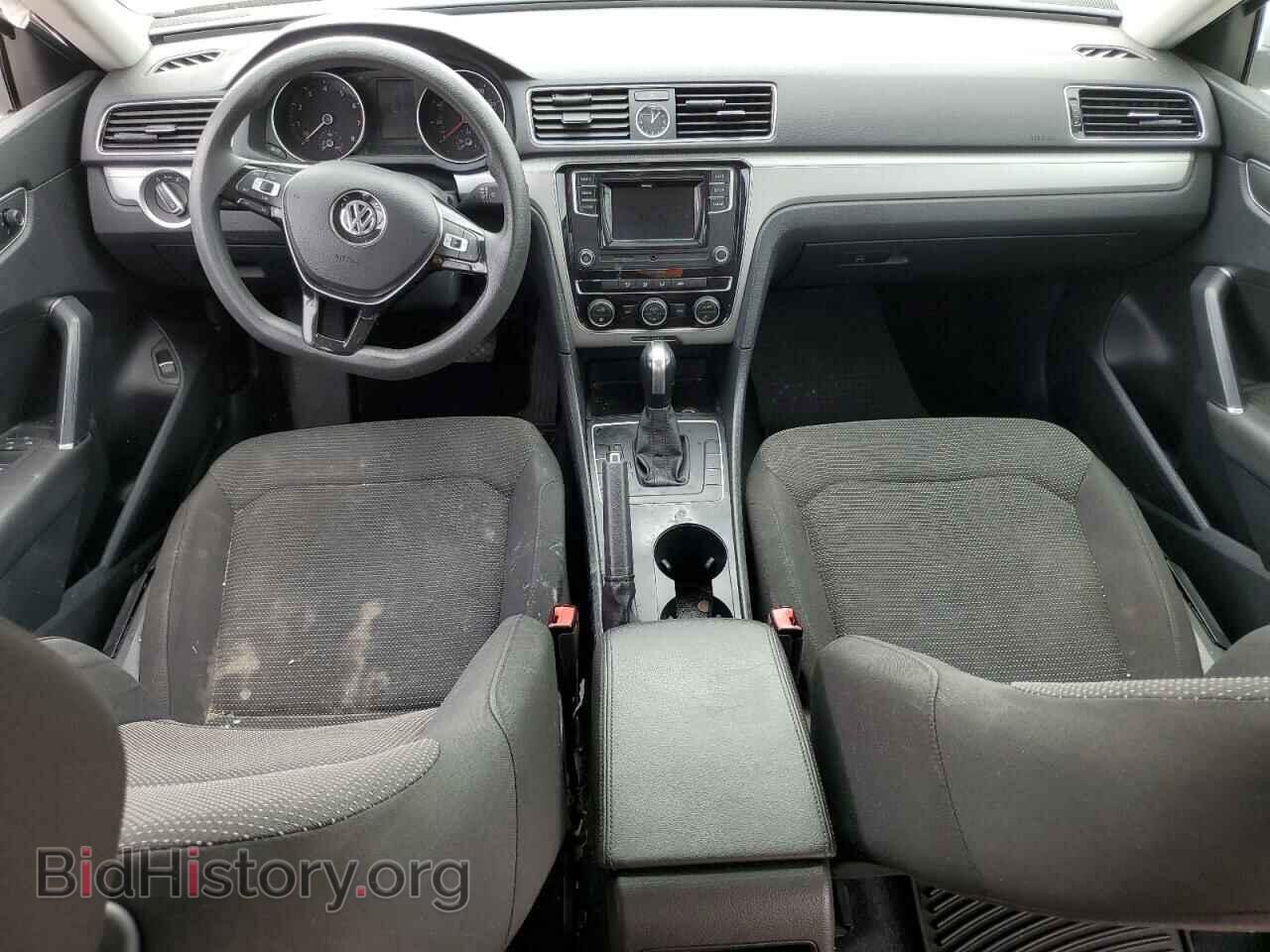 2017 VOLKSWAGEN PASSAT - VIN: 1VWAT7A30HC059067 - Фото 8