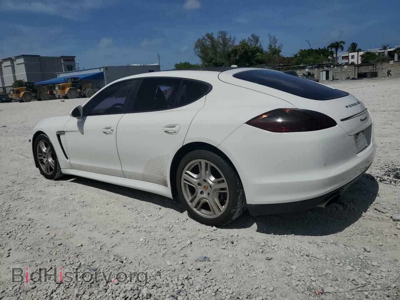 2011 PORSCHE PANAMERA - VIN: WP0AA2A73BL021550 - Фото 2