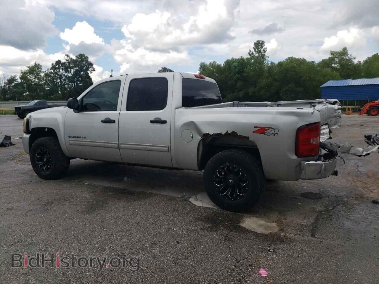 2011 CHEVROLET ALL Models - VIN: 3GCPKSE33BG204278 - Фото 2