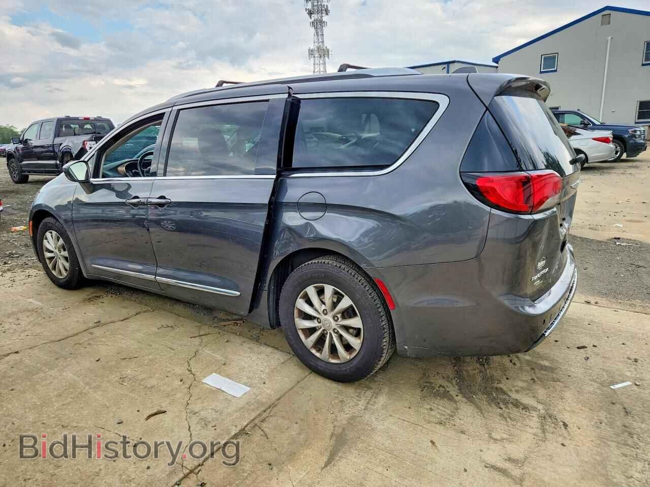 2018 CHRYSLER PACIFICA - VIN: 2C4RC1BG9JR356212 - Фото 2