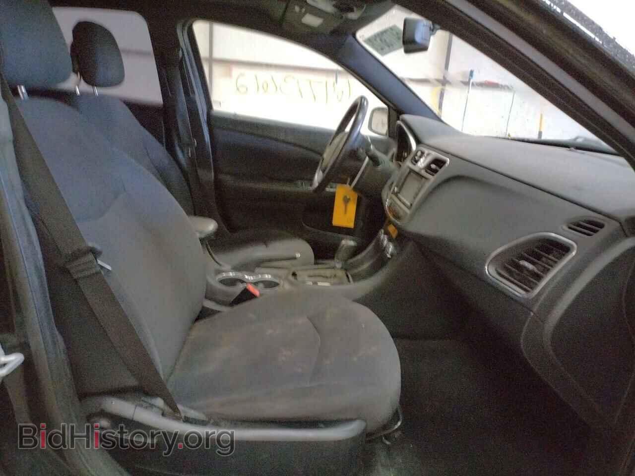 2012 CHRYSLER 200 - VIN: 1C3CCBBG3CN250340 - Фото 5
