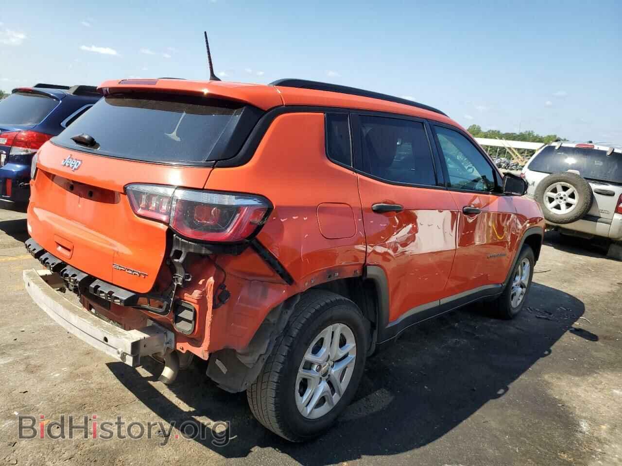 2018 JEEP COMPASS - VIN: 3C4NJCAB5JT182075 - Фото 3