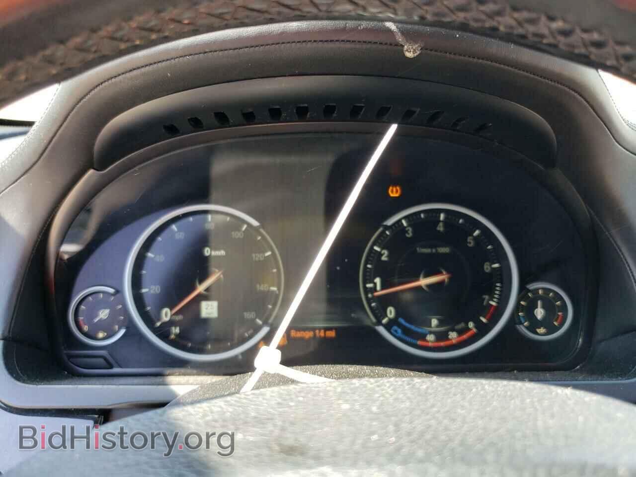 2014 BMW 7 SERIES - VIN: WBAYE8C57ED780585 - Фото 9