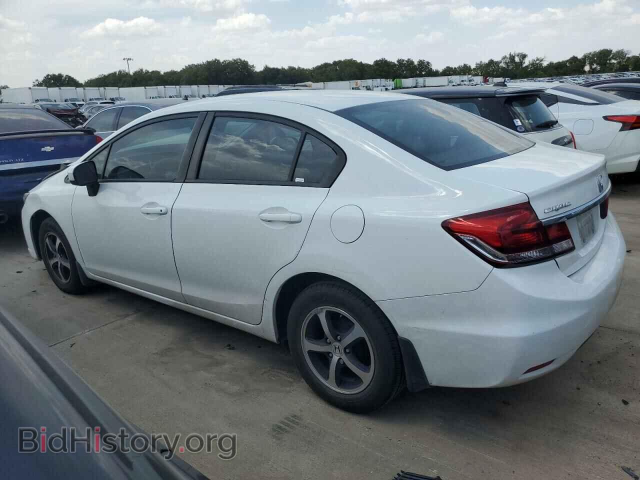 2015 HONDA CIVIC - VIN: 2HGFB2F79FH516142 - Фото 2