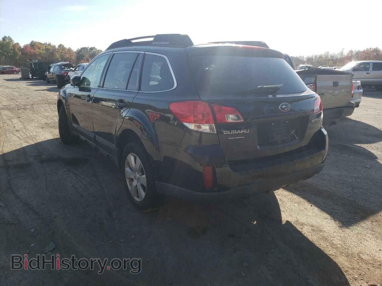 2011 SUBARU OUTBACK - VIN: 4S4BRCCC6B3412748 - Photo 3