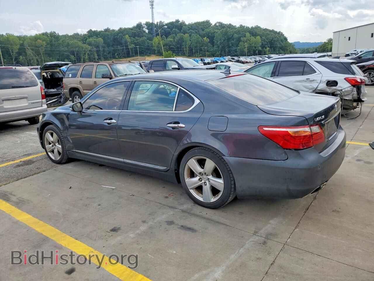 2010 LEXUS LS460 - VIN: JTHGL5EF2A5037568 - Photo 2