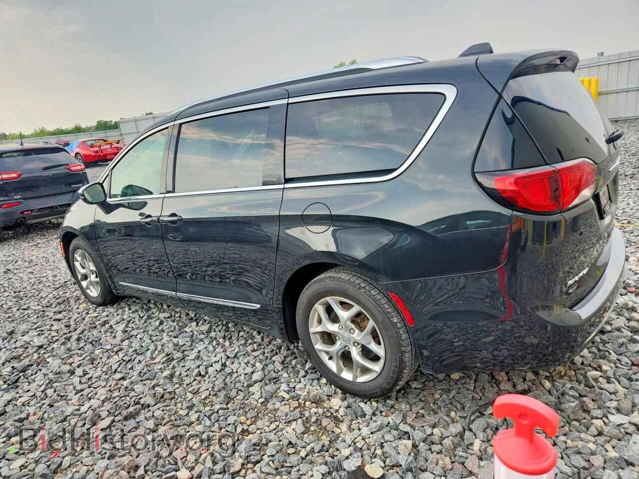 2018 CHRYSLER PACIFICA - VIN: 2C4RC1GG1JR232928 - Photo 2