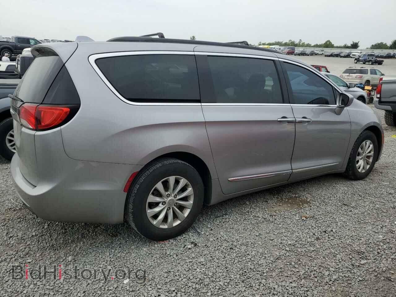 2017 CHRYSLER PACIFICA - VIN: 2C4RC1BG1HR569794 - Фото 3