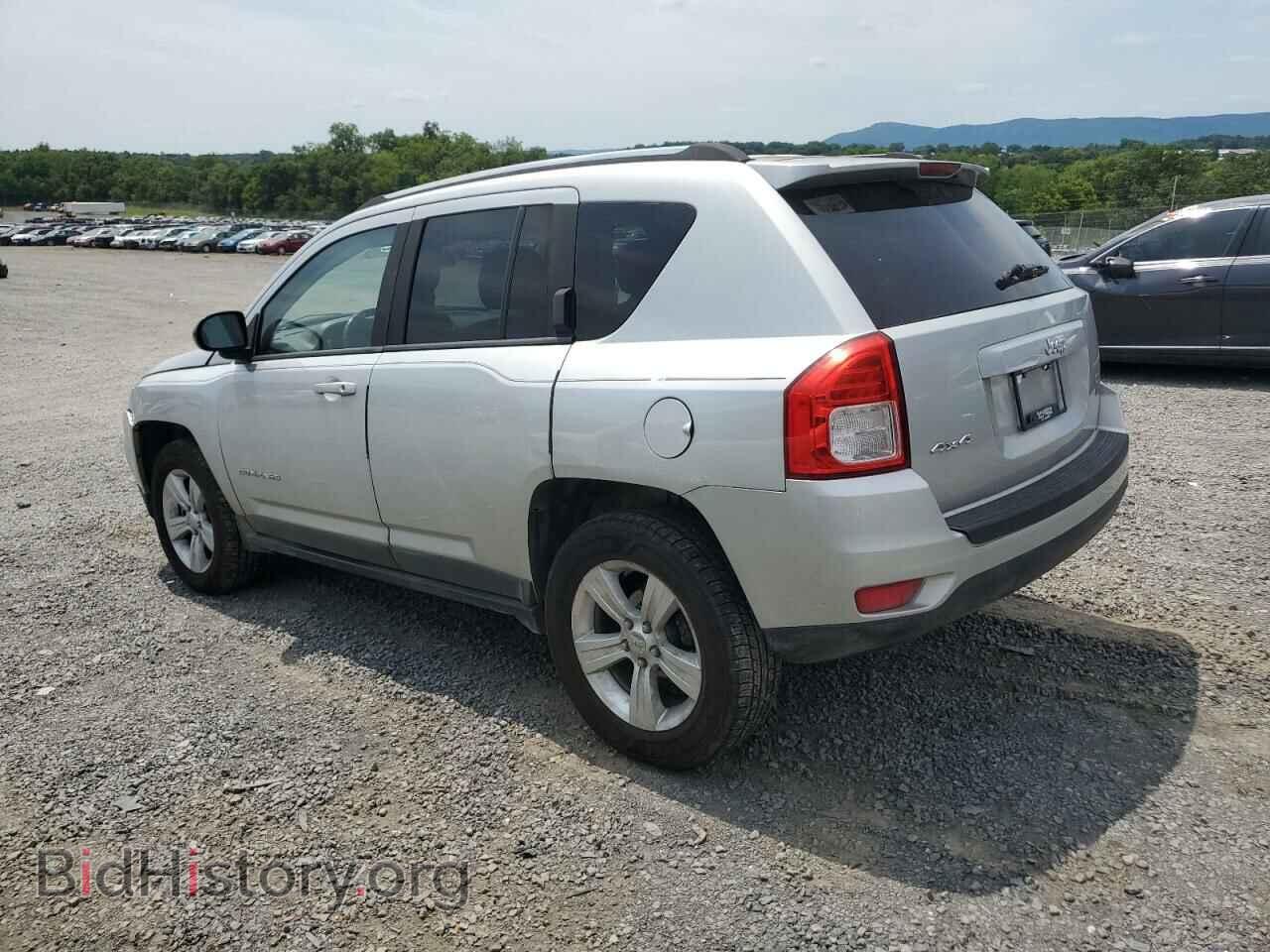 2011 JEEP COMPASS - VIN: 1J4NF1FB8BD215294 - Фото 2