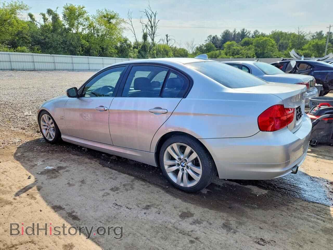 2011 BMW 3 SERIES - VIN: WBAPL5C59BA916857 - Фото 2