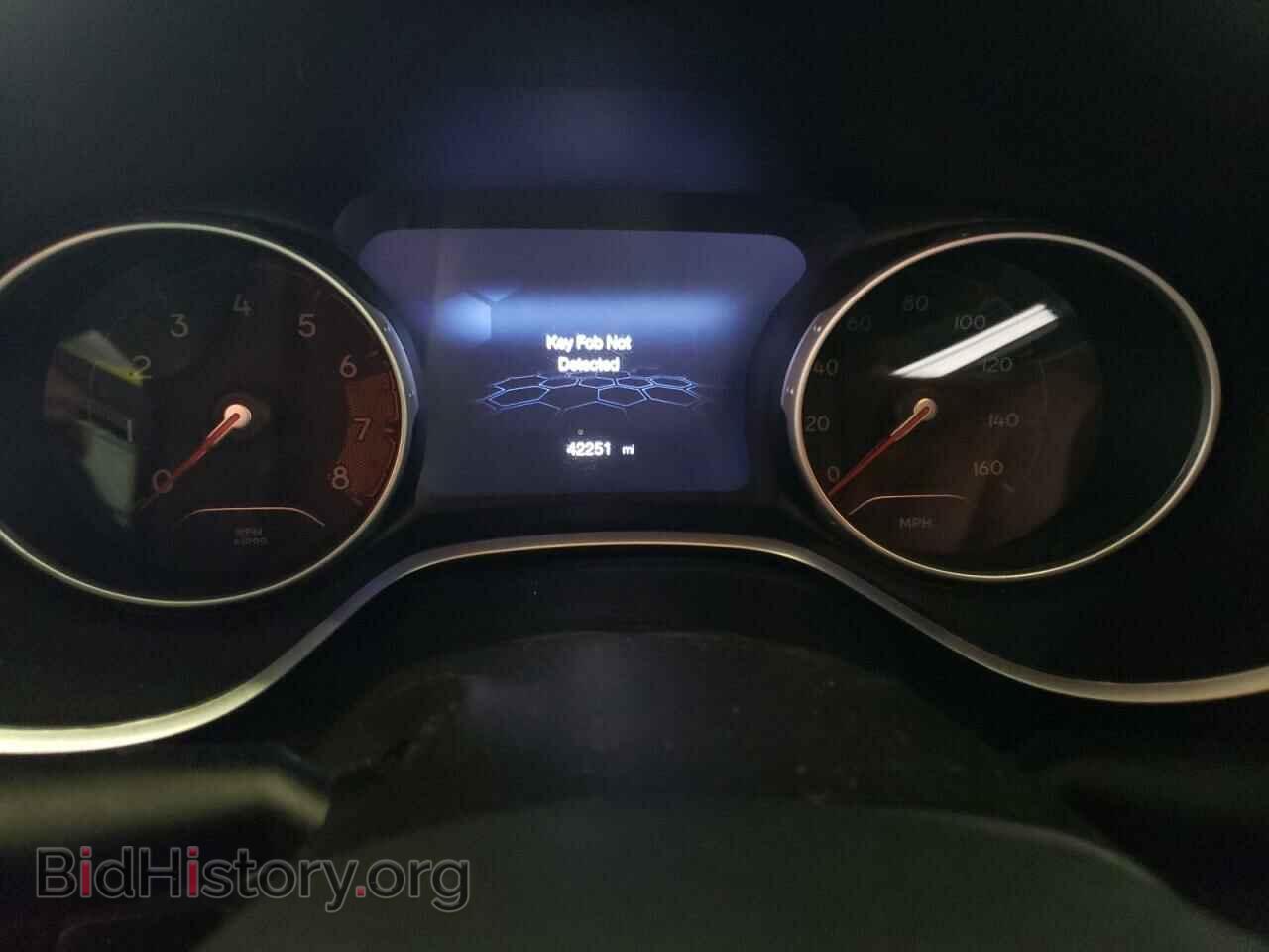 2018 JEEP COMPASS - VIN: 3C4NJDCB6JT360367 - Фото 9