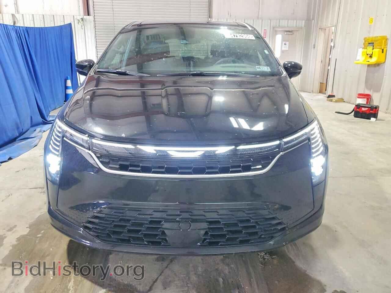 2027 CHRYSLER PACIFICA - VIN: 2C4RC1BG5VR577148 - Photo 5