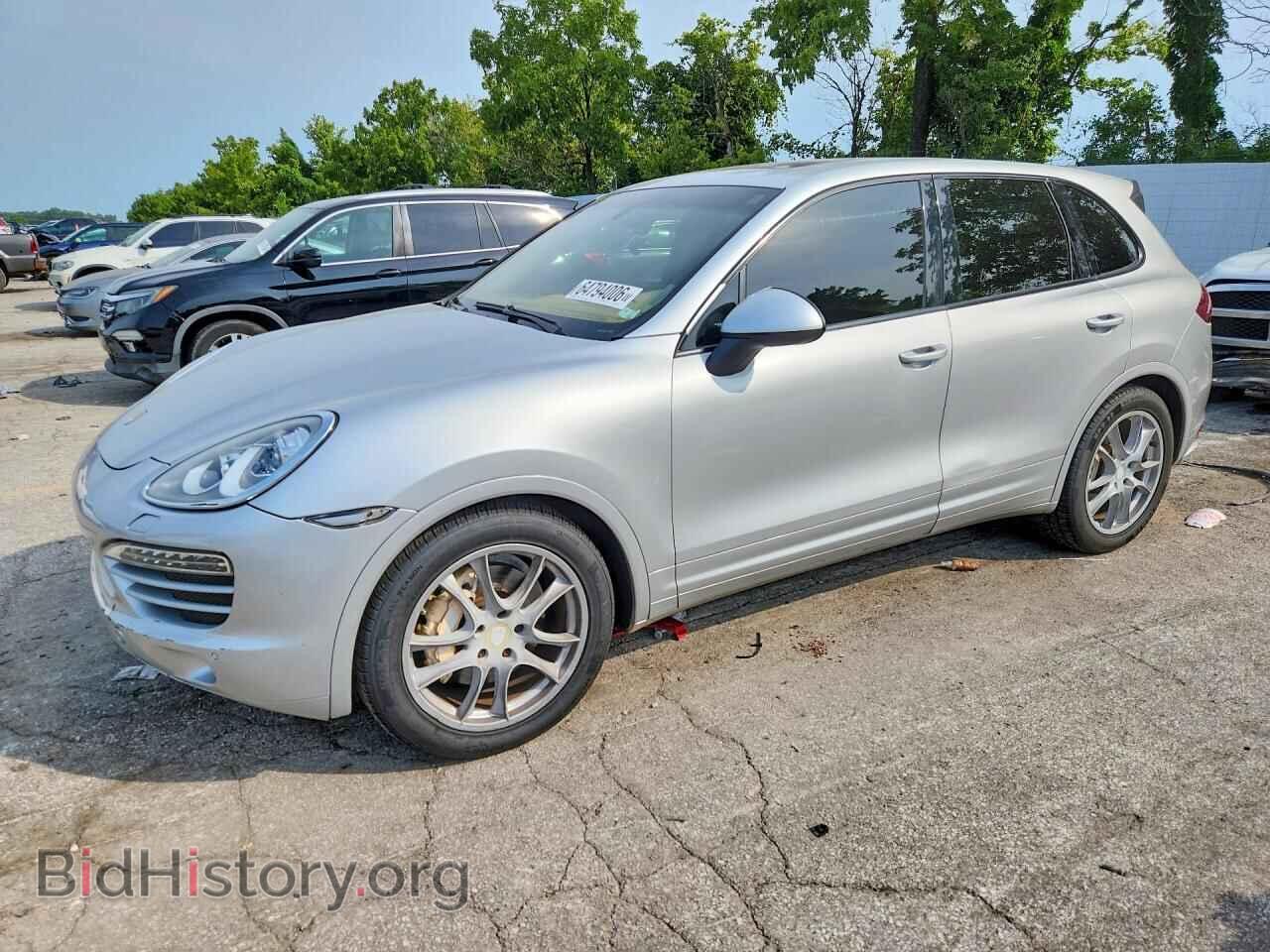 Photo WP1AA2A2XCLA07214 - PORSCHE CAYENNE 2012