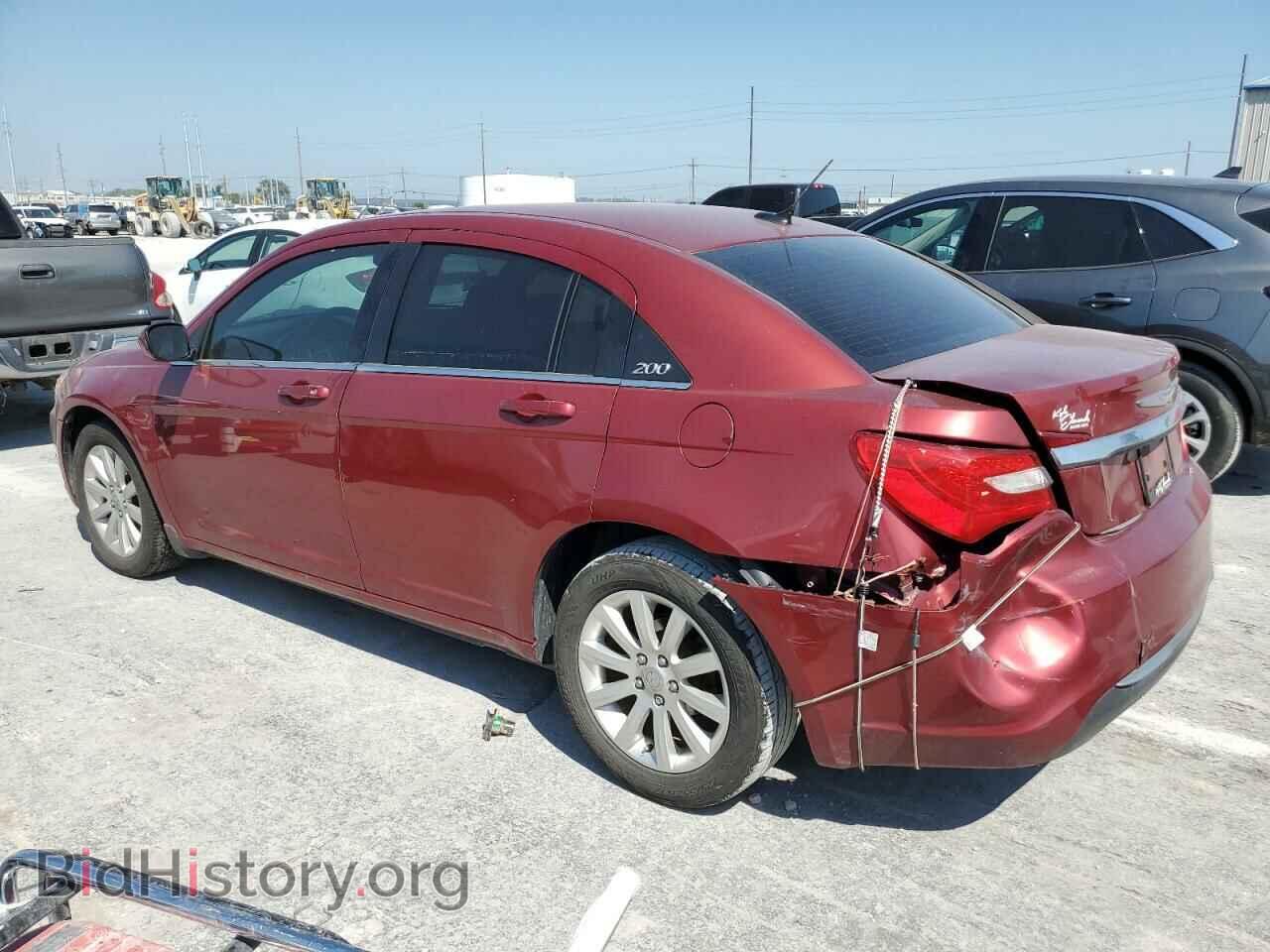 2012 CHRYSLER 200 - VIN: 1C3CCBBB7CN236574 - Фото 2