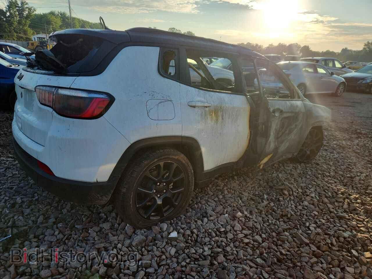 2022 JEEP COMPASS - VIN: 3C4NJDBB2NT221490 - Фото 3