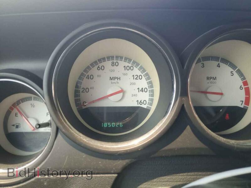 2010 Dodge CHALLENGER (VIN 2B3CJ5DT7AH190020) — photo 9 of 12