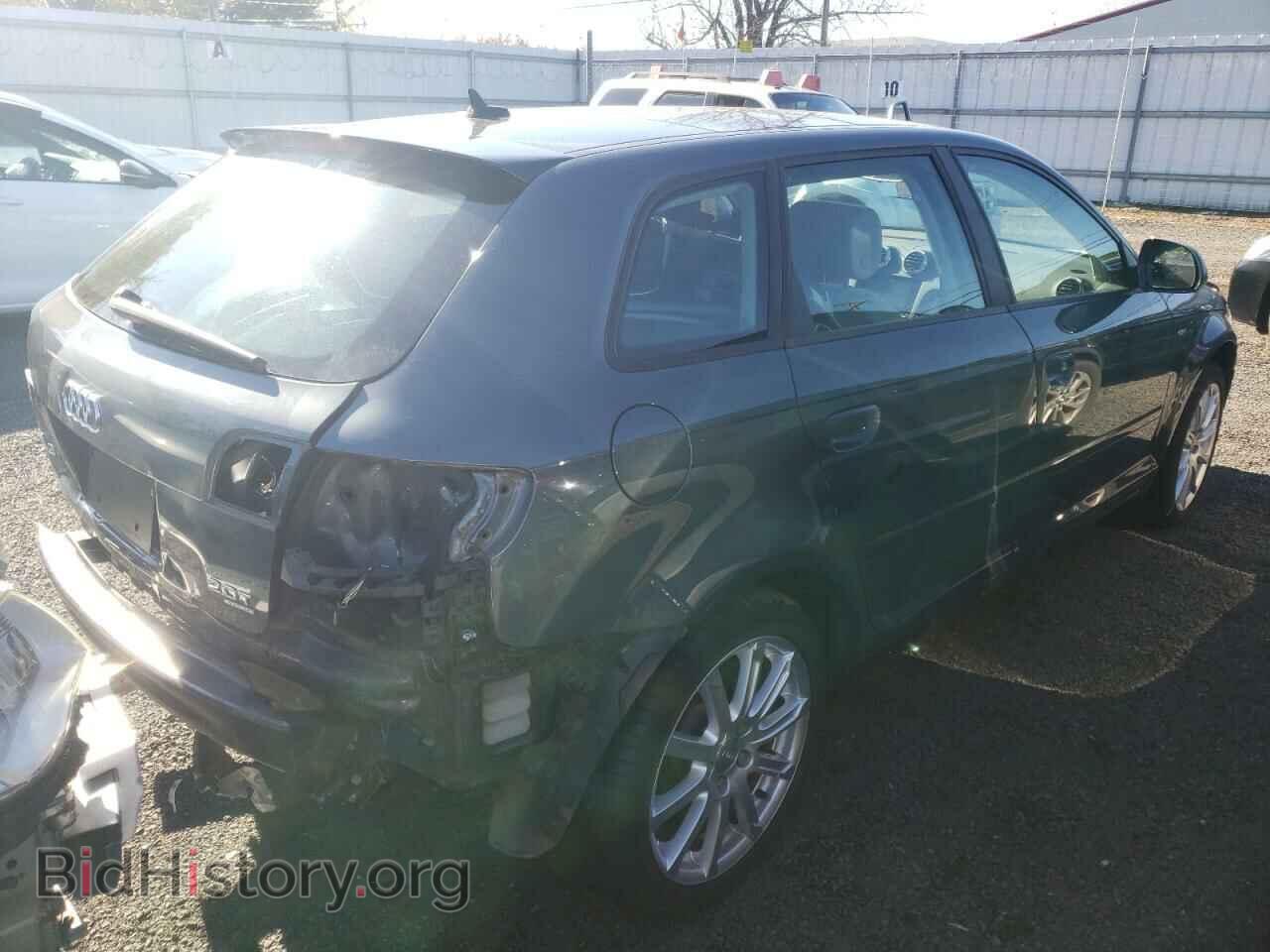 2010 AUDI A3 - VIN: WAUMFAFMXAA123233 - Фото 4