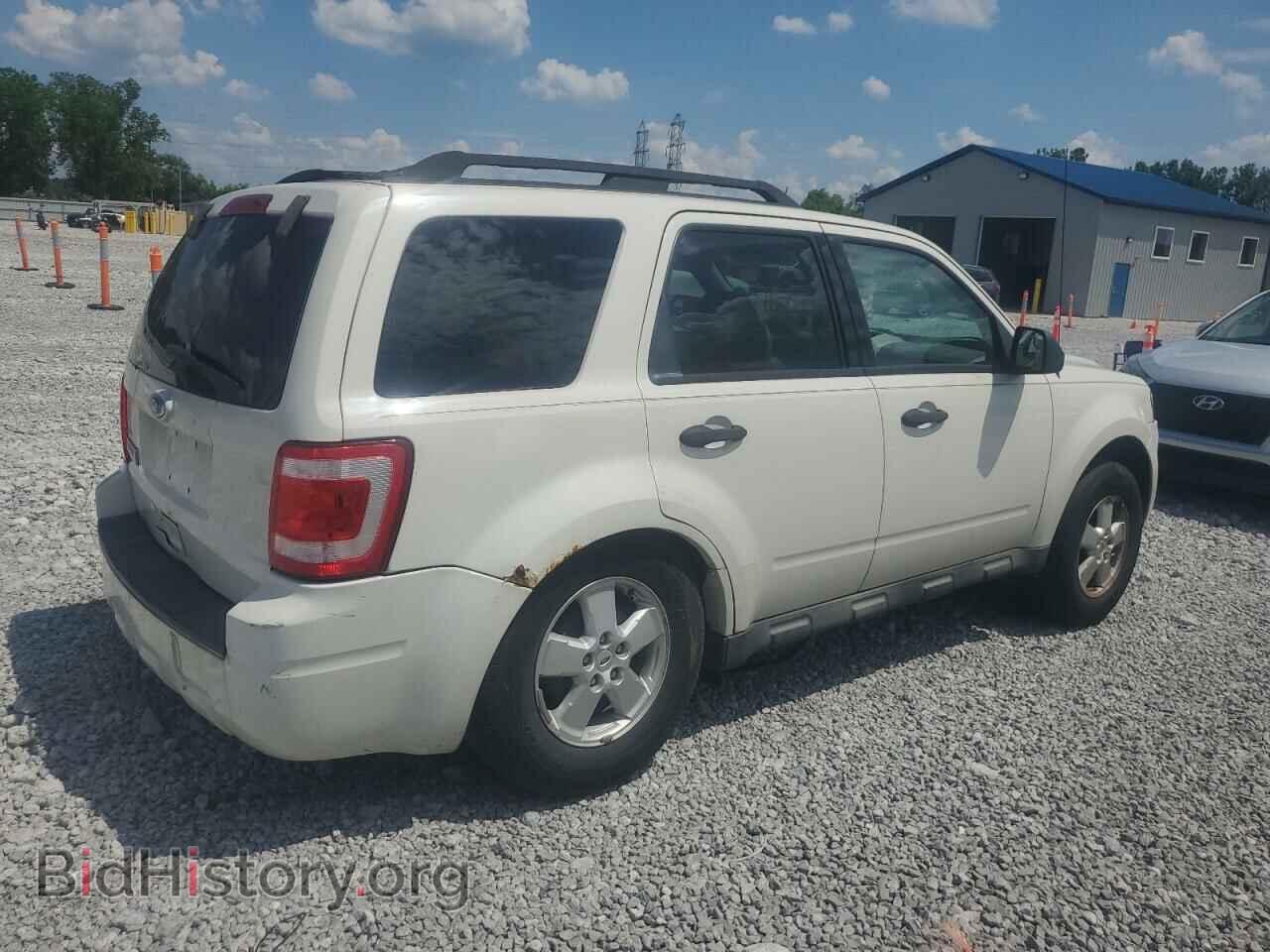 2010 FORD ESCAPE - VIN: 1FMCU9D77AKB62528 - Фото 3