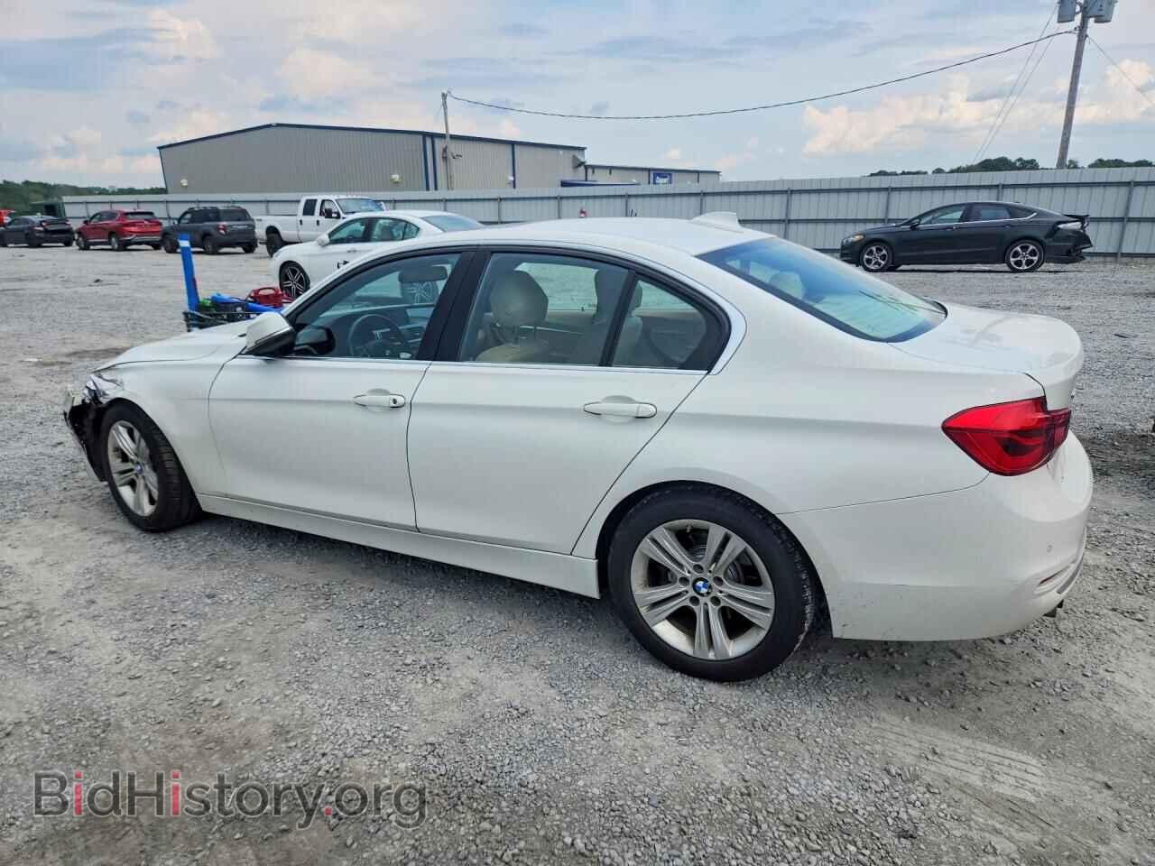 2016 BMW 3 SERIES - VIN: WBA8E3G56GNU00419 - Фото 2