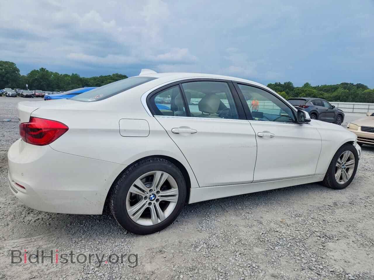2016 BMW 3 SERIES - VIN: WBA8E3G56GNU00419 - Фото 3
