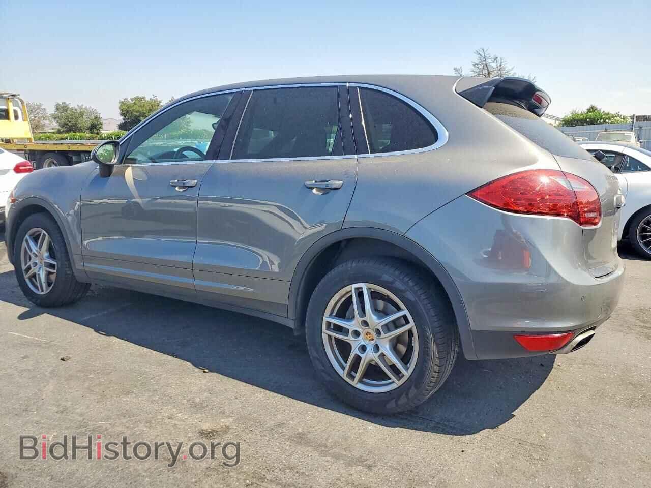 2013 PORSCHE CAYENNE - VIN: WP1AA2A24DLA10790 - Photo 2