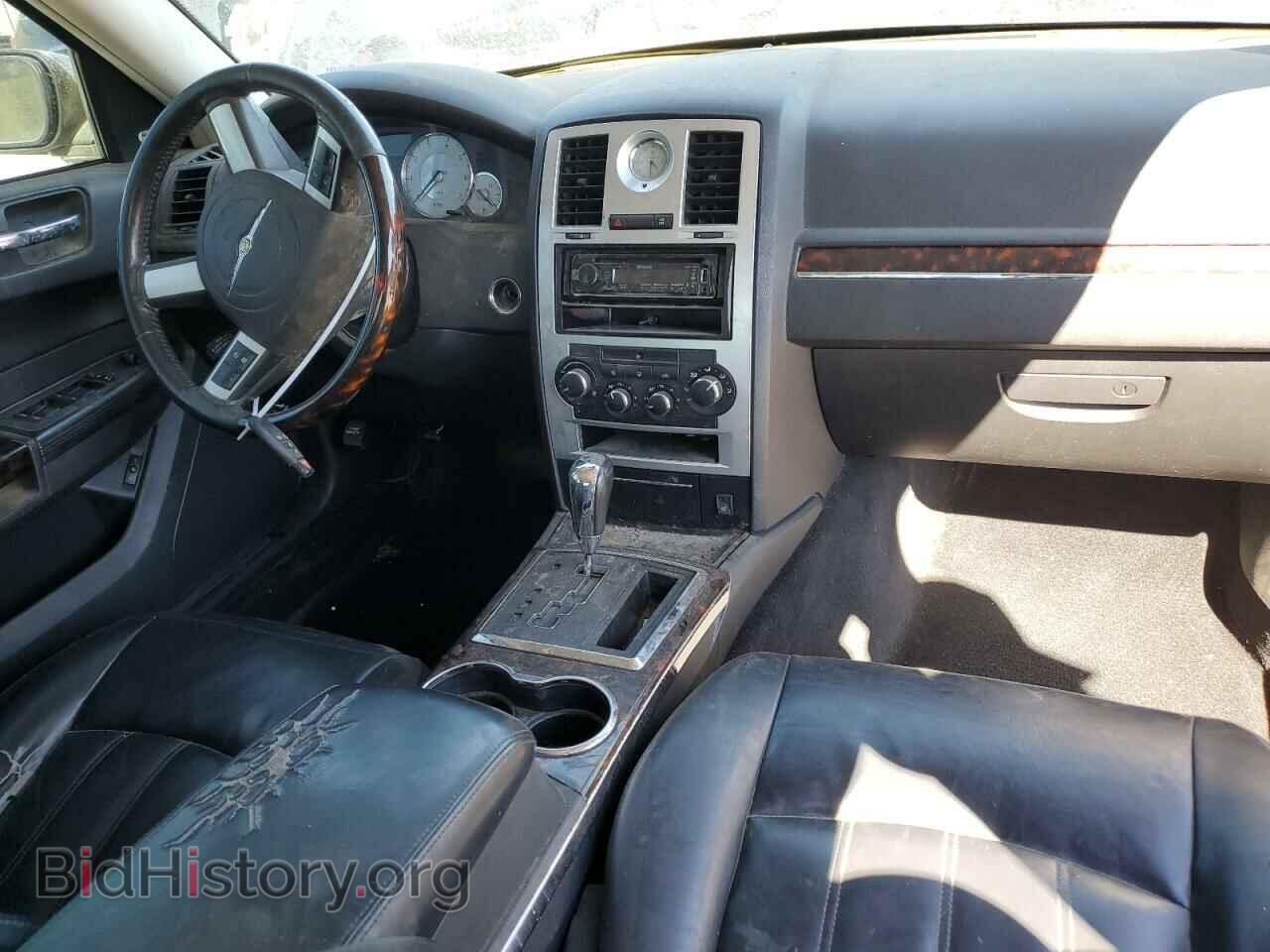 2008 CHRYSLER 300 - VIN: 2C3KA63H58H140213 - Фото 9