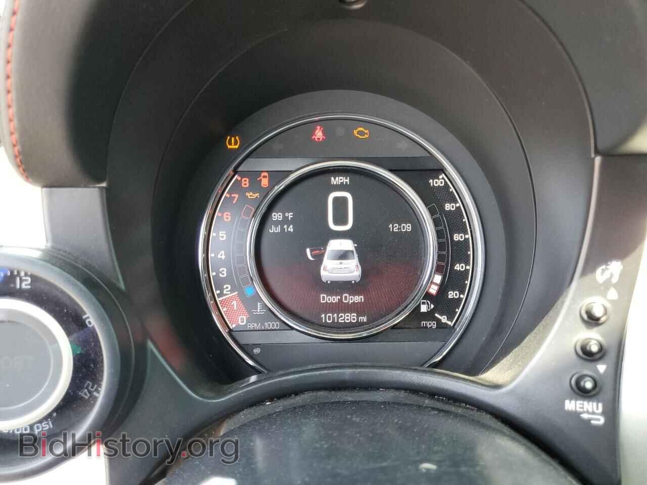 2017 FIAT 500 - VIN: 3C3CFFFH4HT648049 - Photo 9