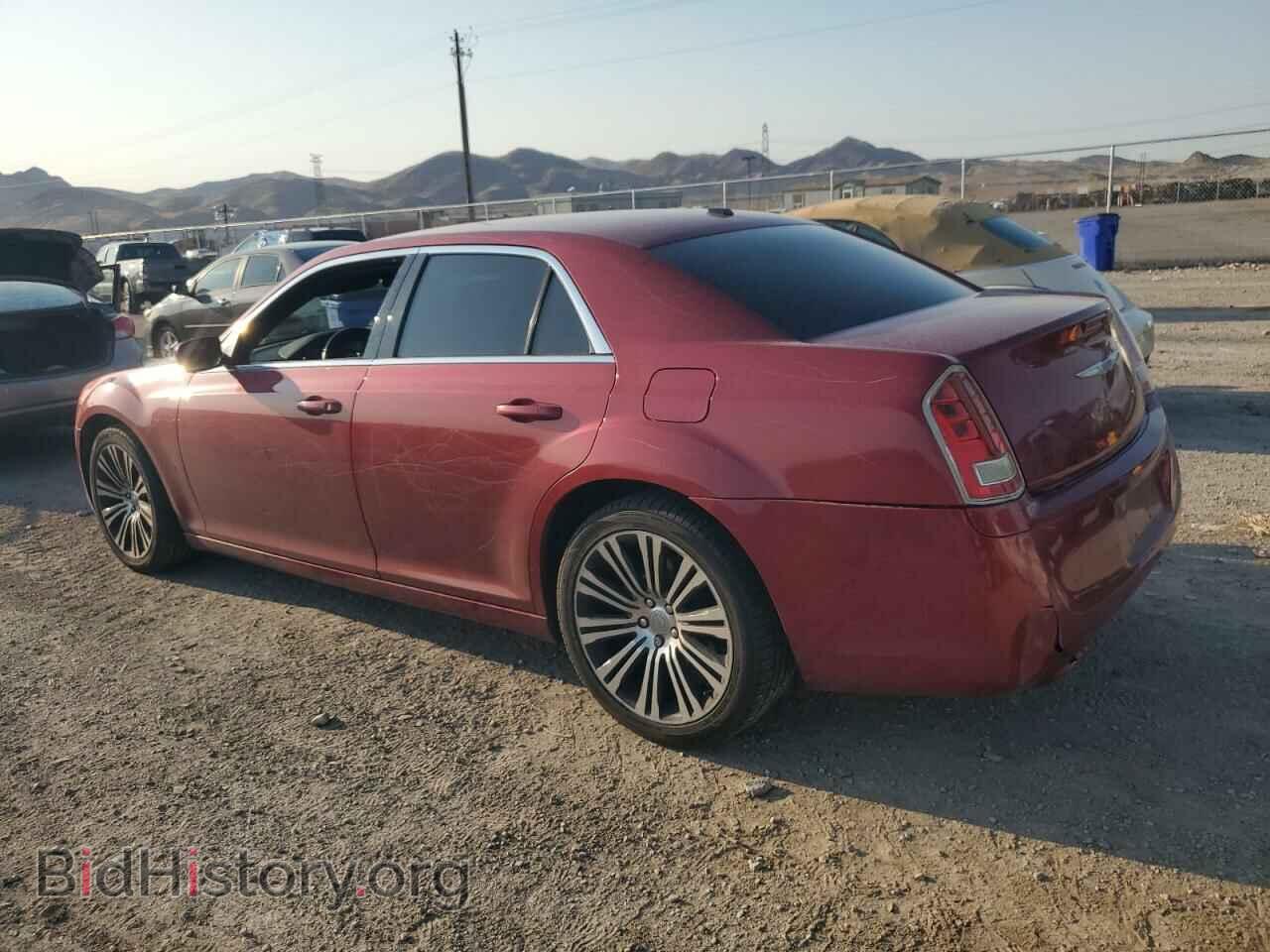 2013 CHRYSLER 300 - VIN: 2C3CCABG1DH728212 - Фото 2