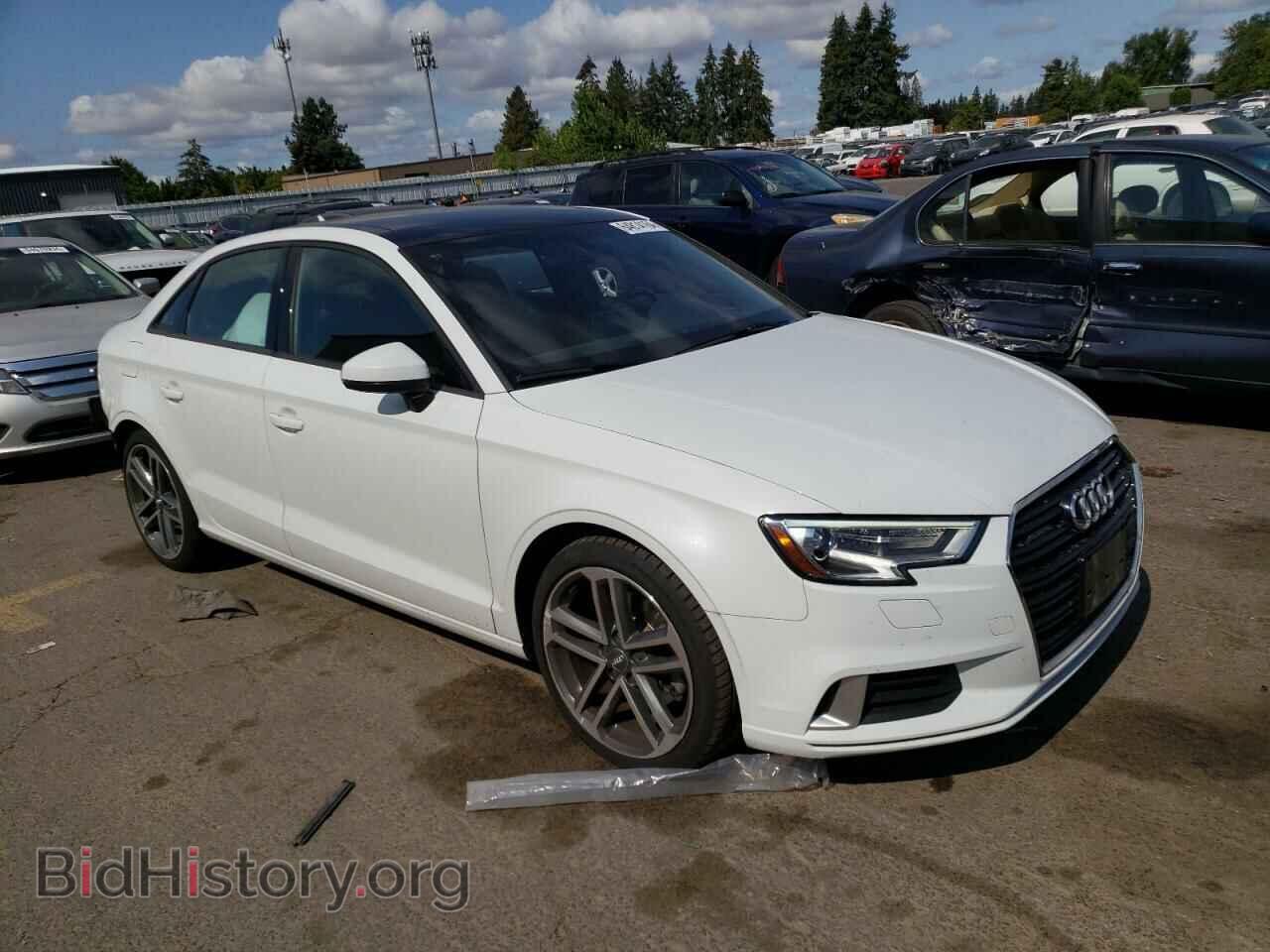 2017 AUDI A3 - VIN: WAUB8GFF0H1026638 - Фото 4