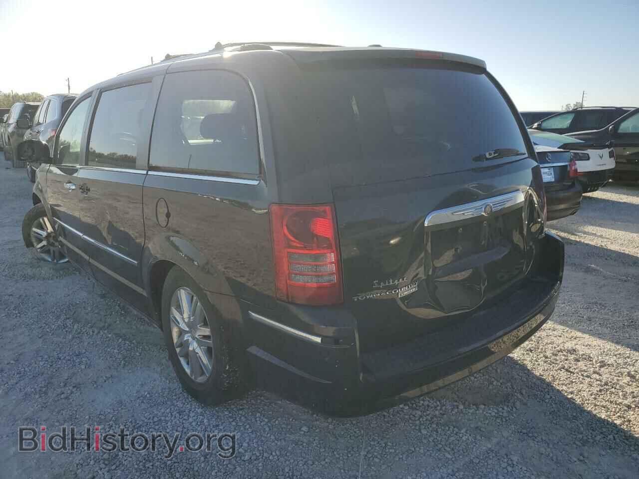 2008 CHRYSLER MINIVAN - VIN: 2A8HR64X18R648427 - Фото 3