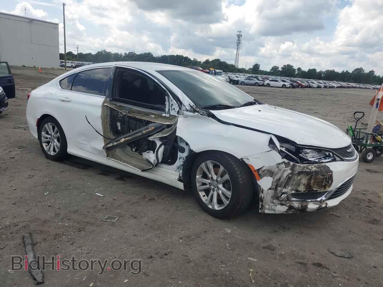 2016 CHRYSLER 200 - VIN: 1C3CCCAB0GN108755 - Фото 4