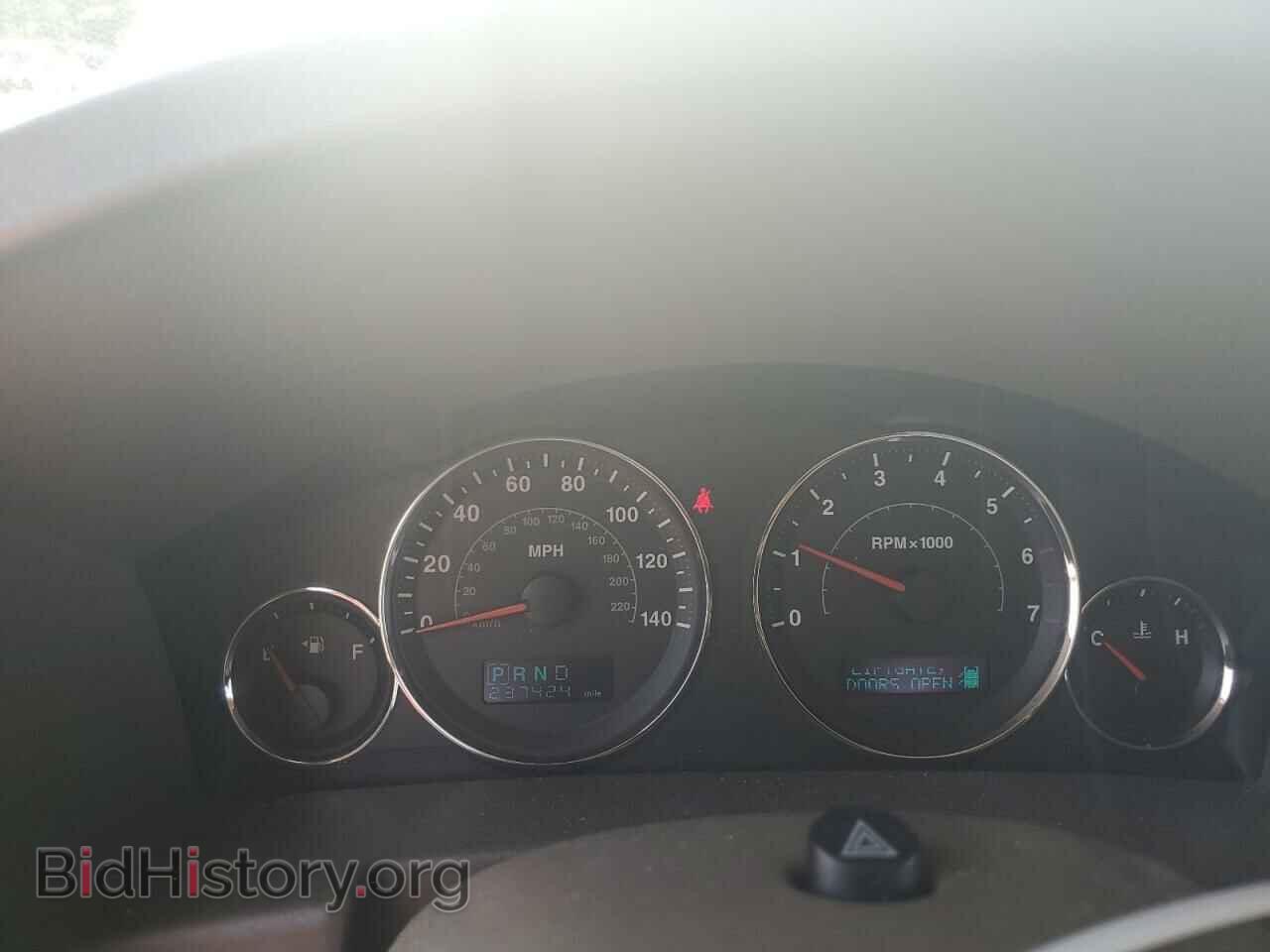 2007 JEEP COMMANDER - VIN: 1J8HG48P97C647876 - Фото 9