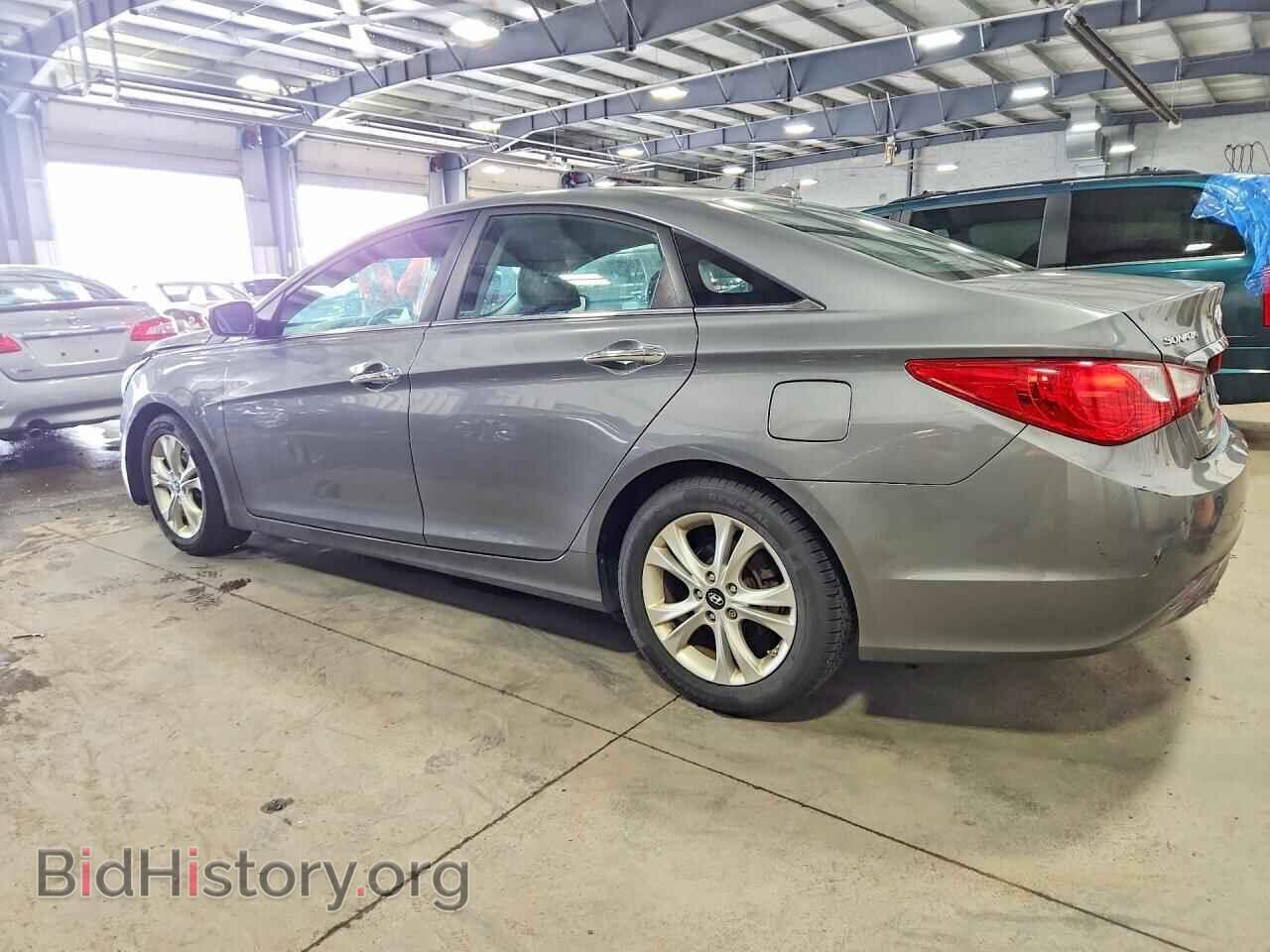 2013 HYUNDAI SONATA - VIN: 5NPEC4AC3DH641990 - Фото 2