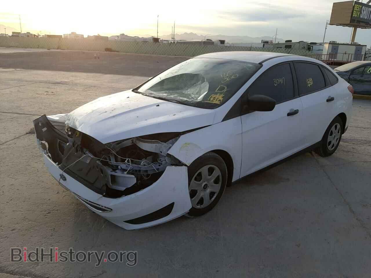 2018 FORD FOCUS - VIN: 1FADP3E26JL217485 - Photo 2