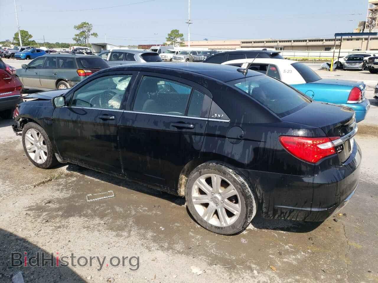 2013 CHRYSLER 200 - VIN: 1C3CCBABXDN704655 - Фото 2