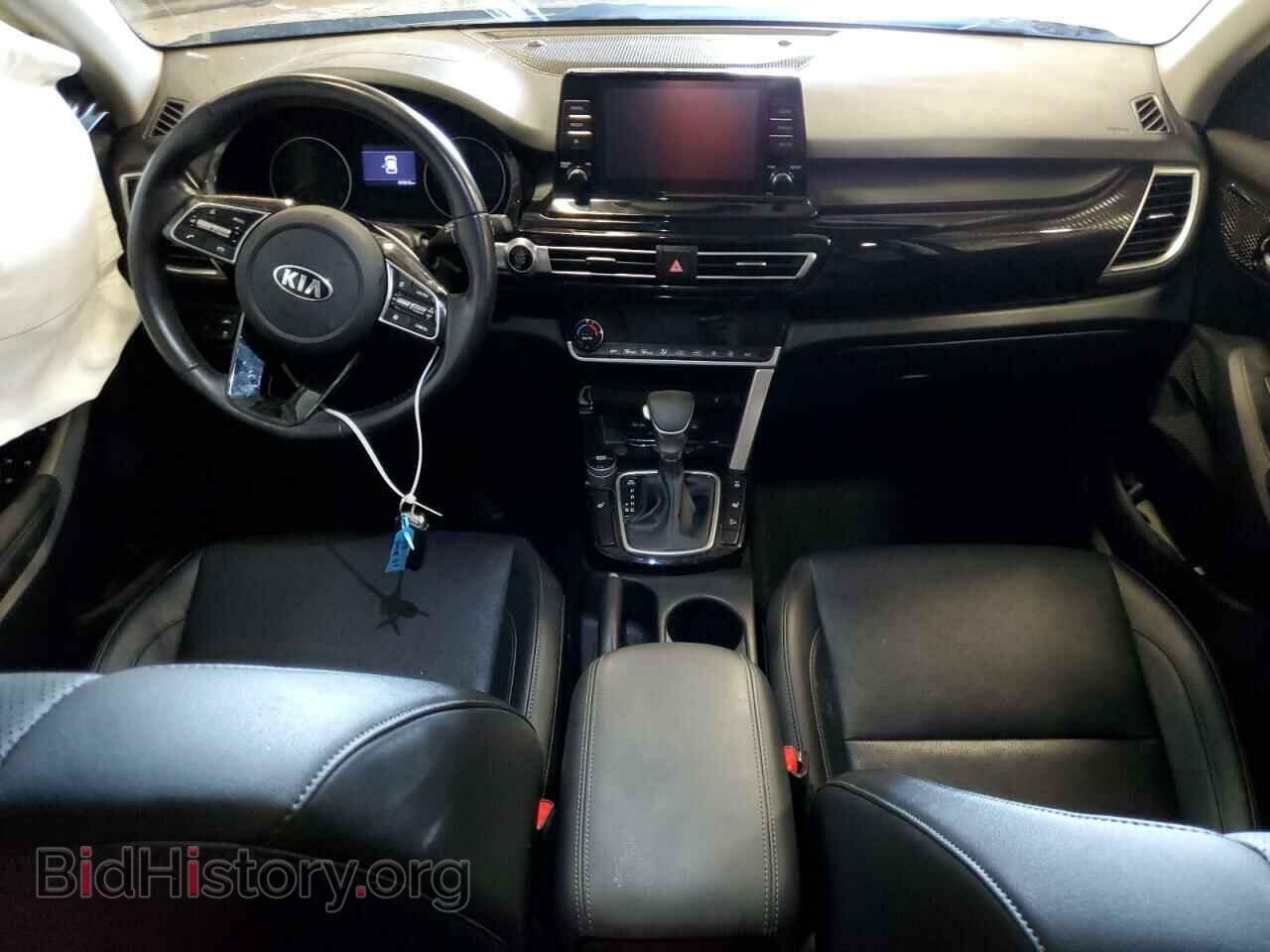 2021 KIA SELTOS - VIN: KNDERCAA3M7043314 - Фото 8