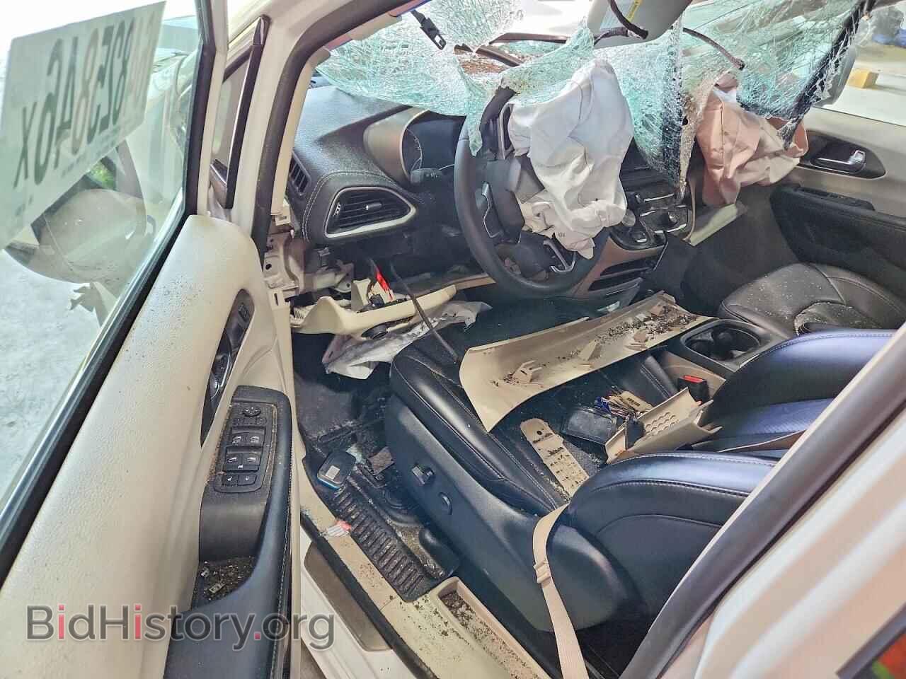 2023 CHRYSLER PACIFICA - VIN: 2C4RC1BGXPR561904 - Photo 8
