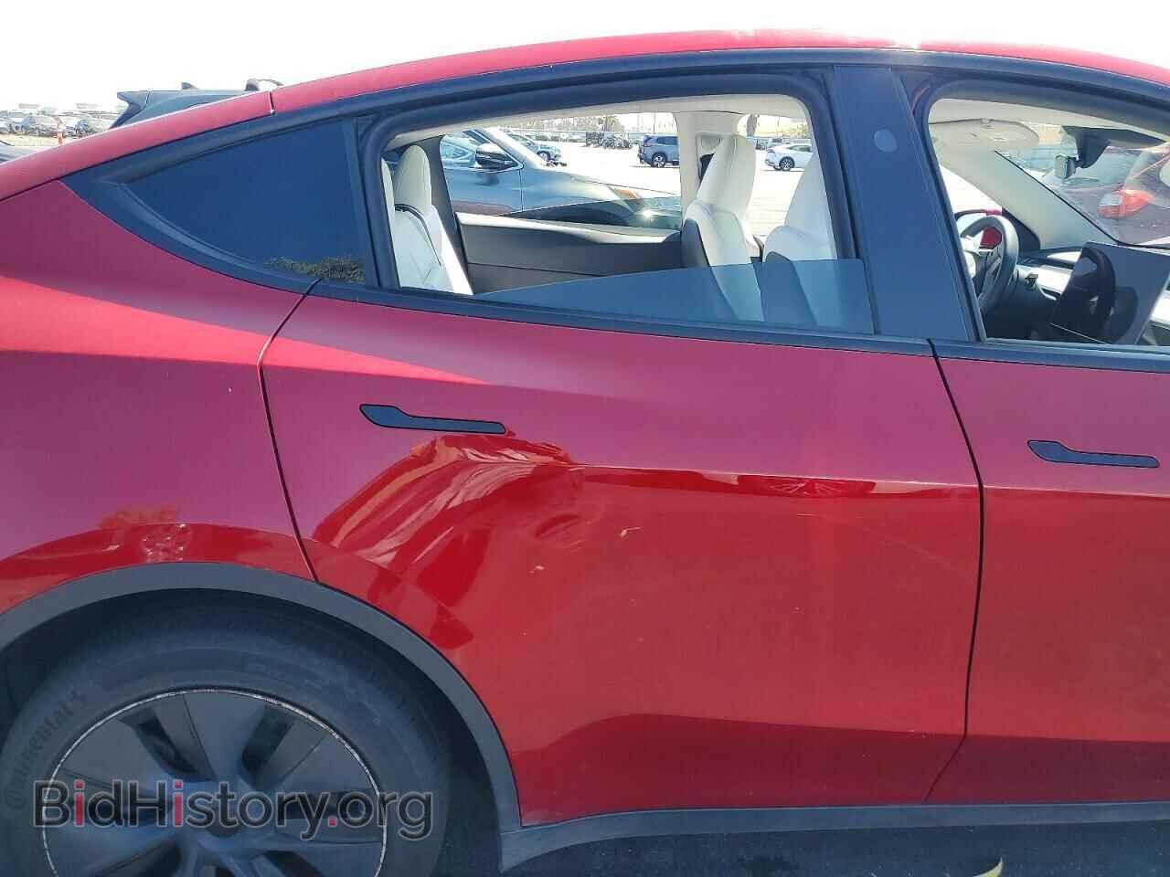 2024 TESLA MODEL Y - VIN: 7SAYGAEE8RF163831 - Фото 11