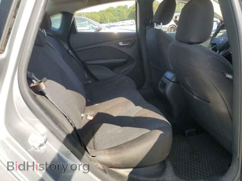 2015 Dodge DART (VIN 1C3CDFAA7FD346984) — photo 10 of 12
