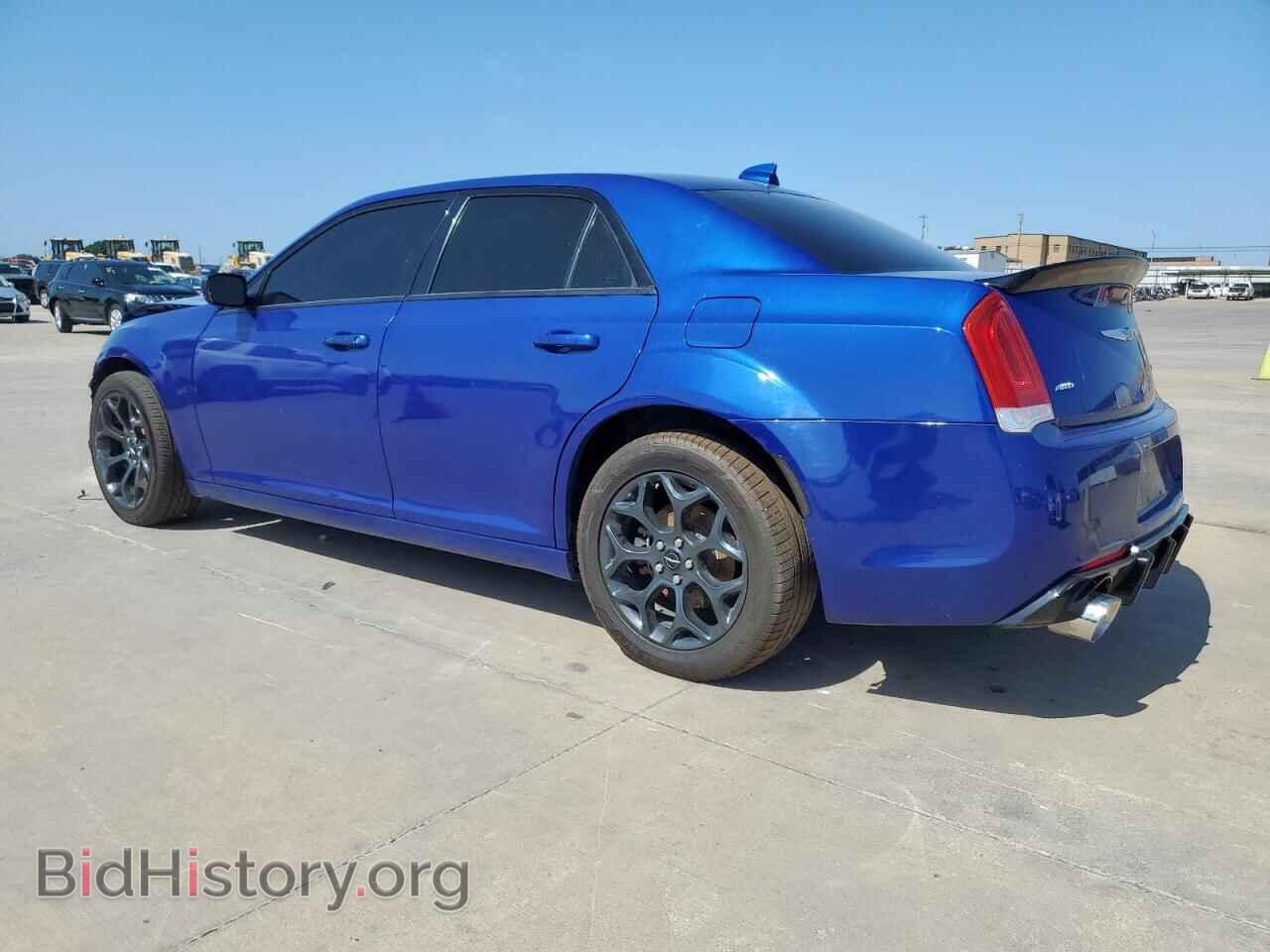 2018 CHRYSLER 300 - VIN: 2C3CCAGG9JH267393 - Фото 2